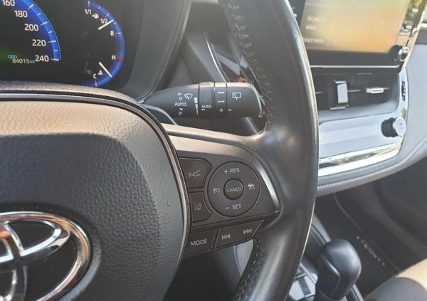 Toyota Corolla cena 88900 przebieg: 84015, rok produkcji 2019 z Warszawa małe 232